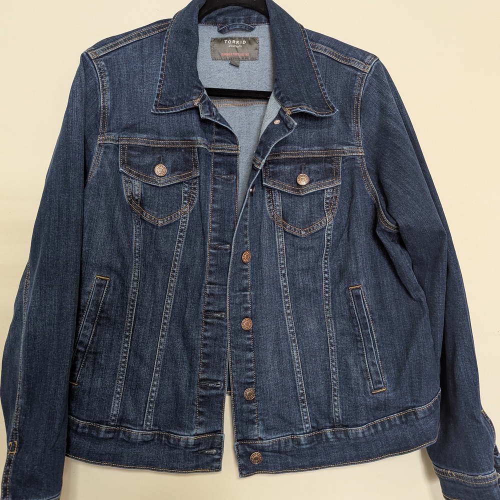 Torrid Denim Jacket NWOT - Picture 2 of 10